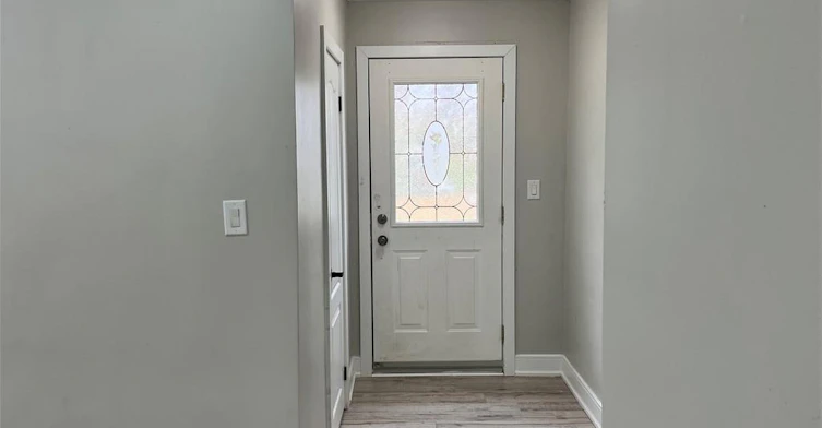 upper-207 Mill Street, Woodstock, ON, N4S 2W9 - 12