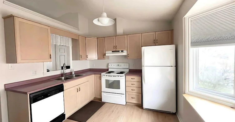 5999 Andrea Drive, Niagara Falls, ON, L2H 2Z9 - 4