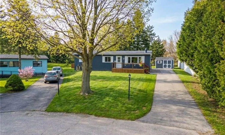 157 Maple Crescent