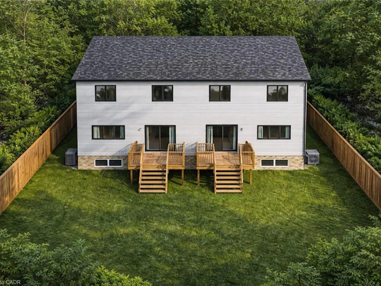 33 College Avenue W, Guelph, ON, N1G 1R8 - 21
