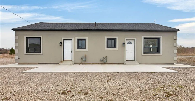 4049 Highway 6, Hamilton, ON, L0R 1W0 - 2