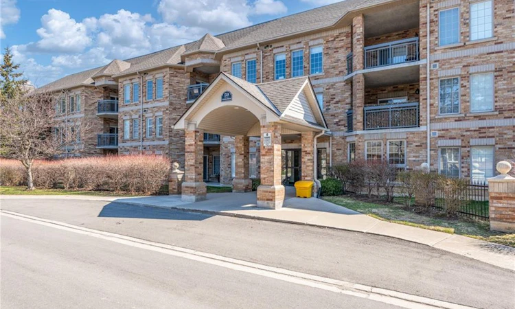 314-59 Critzia Drive