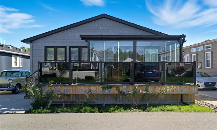 28 Ash Street-4449 Milburough Line