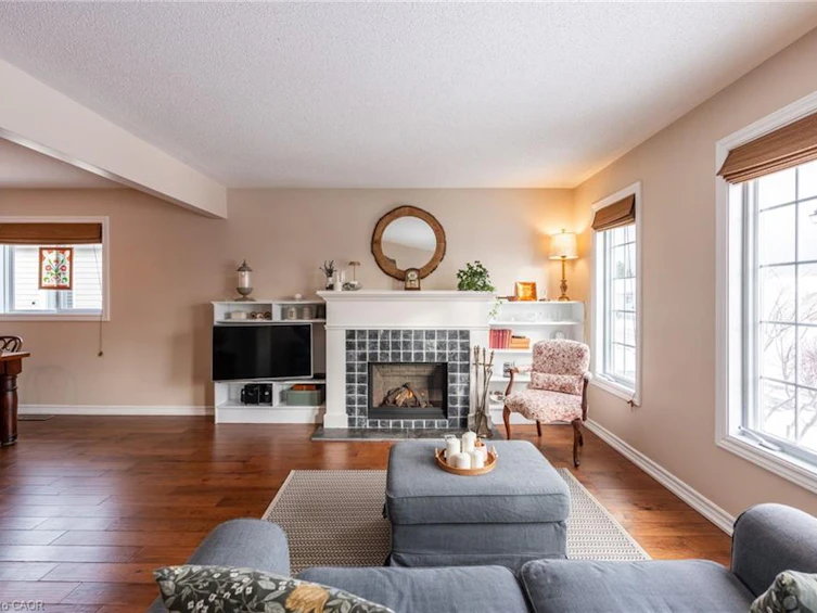 136 Glenariff Drive, Hamilton, ON, L8B 1A5 - 5