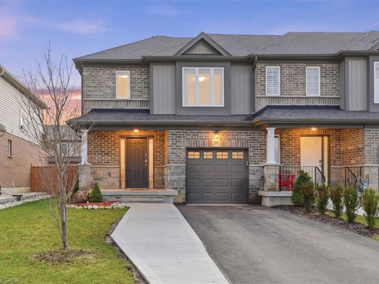 39 Butler Cove Road, Stratford, ON, N5A 0C8