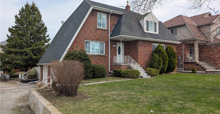 MAIN SIDE-250 Highland Road W, Hamilton, ON, L8J 3T7 - 2