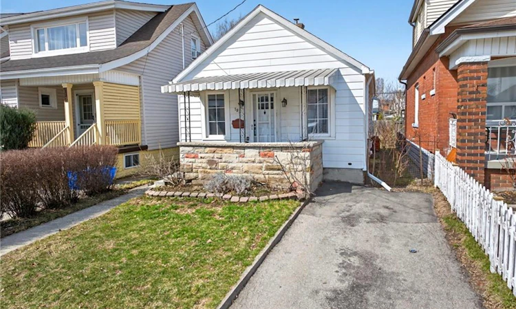 183 Paling Avenue