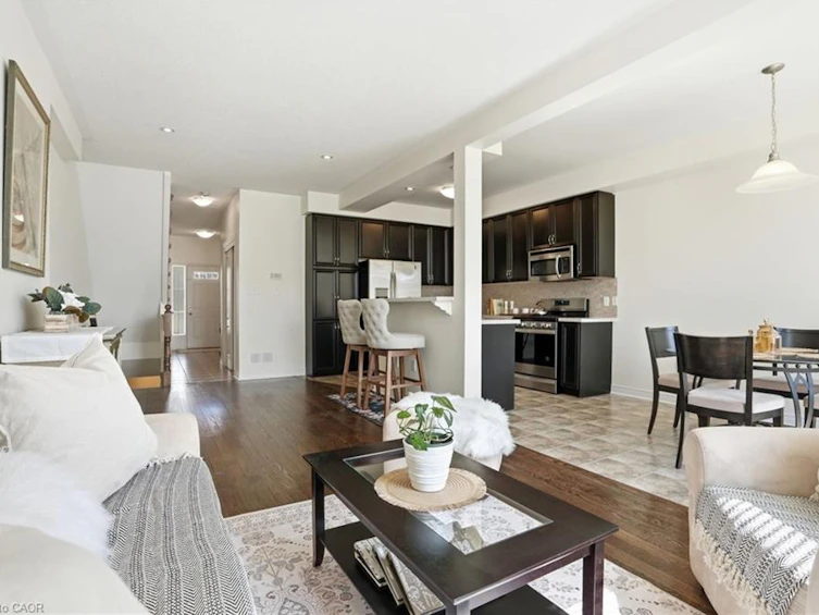 13 Marina Point Crescent, Hamilton, ON, L8E 0E4 - 14