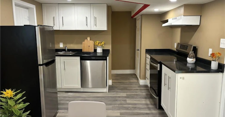 Lower-160 Bruce Street, Kitchener, ON, N2B 1Z3 - 3