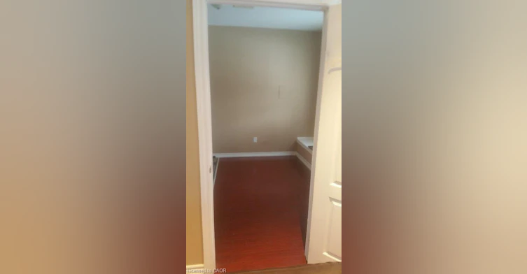 244 Diiorio Circle, Hamilton, ON, L9K 1T1 - 5