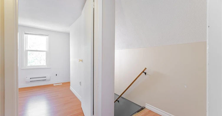 16 Royal Avenue, Hamilton, ON, L8S 2C2 - 24