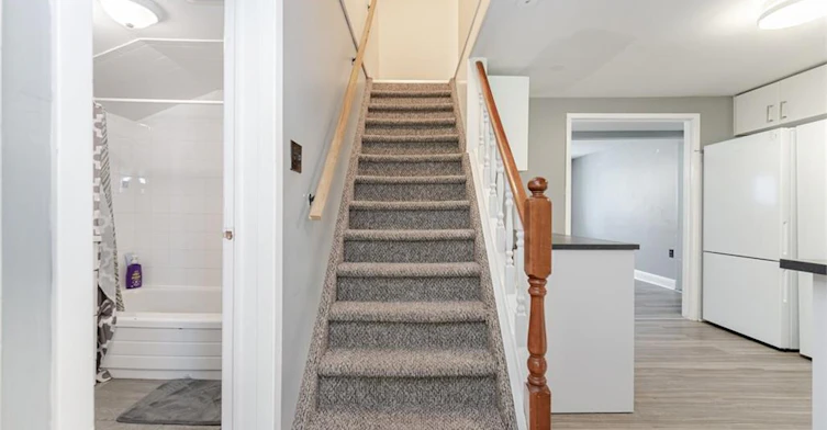 16 Royal Avenue, Hamilton, ON, L8S 2C2 - 23