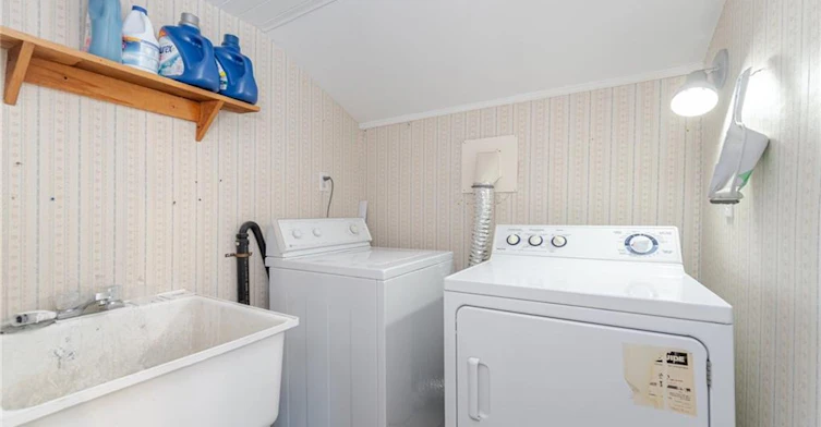 16 Royal Avenue, Hamilton, ON, L8S 2C2 - 21