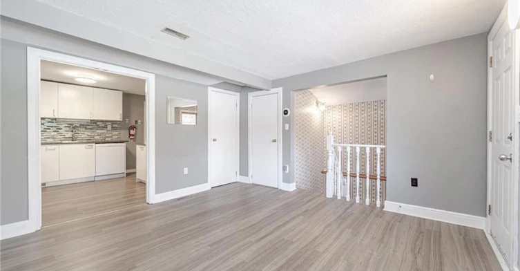 16 Royal Avenue, Hamilton, ON, L8S 2C2 - 9