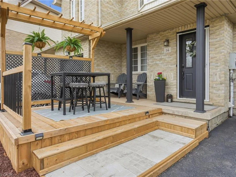 14 Kenyon Crescent, Grimsby, ON, L3M 5P4 - 3