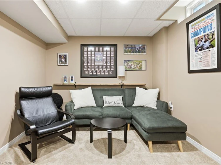 14 Kenyon Crescent, Grimsby, ON, L3M 5P4 - 26