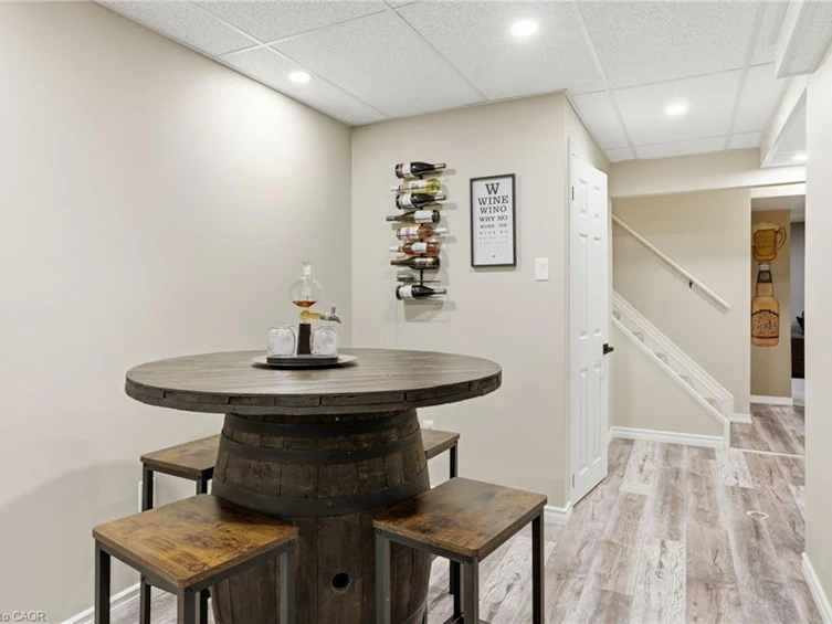 14 Kenyon Crescent, Grimsby, ON, L3M 5P4 - 29