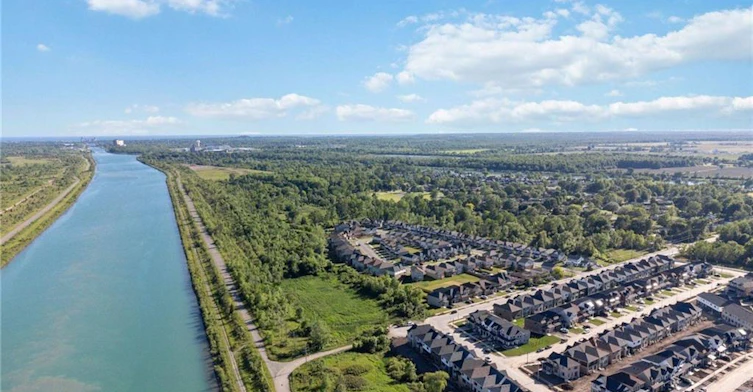 66 Aviron Crescent, Welland, ON, L3B 0M3 - 2