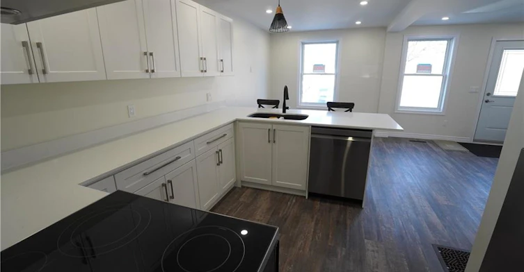 246 Forest Avenue, Hamilton, ON, L8N 1Y1 - 4
