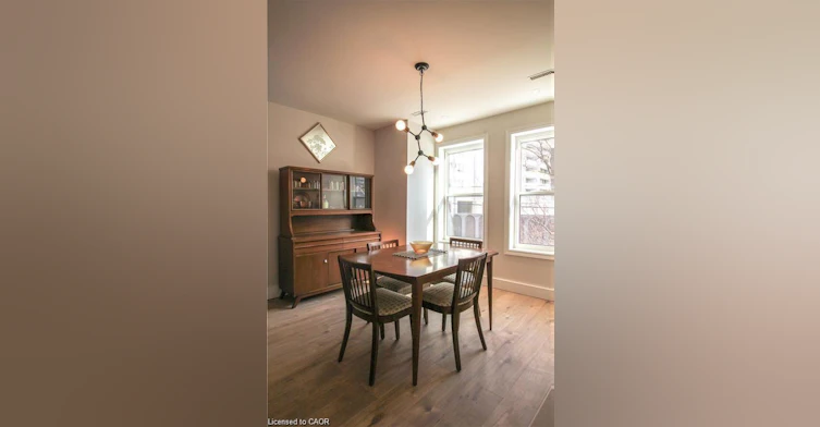 2-130 Caroline Street S, Hamilton, ON, L8P 3K8 - 3