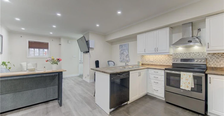 4D-50 Howe Drive W, Kitchener, ON, N2E 0A3 - 12