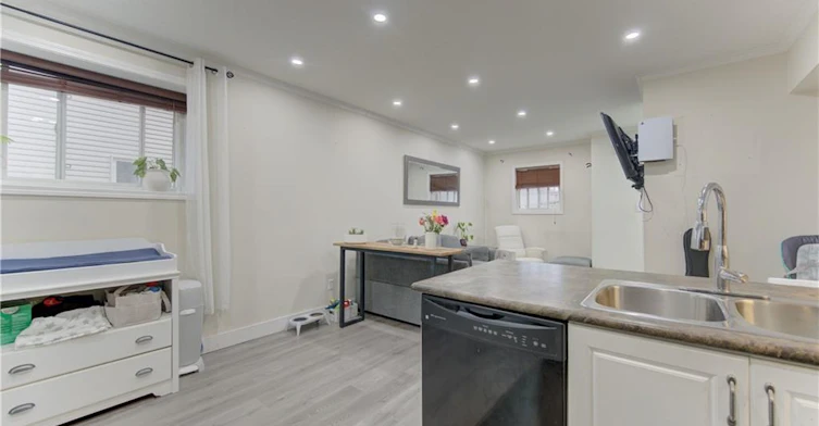 4D-50 Howe Drive W, Kitchener, ON, N2E 0A3 - 13