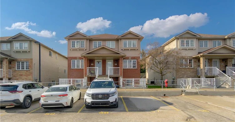 4D-50 Howe Drive W, Kitchener, ON, N2E 0A3 - 3