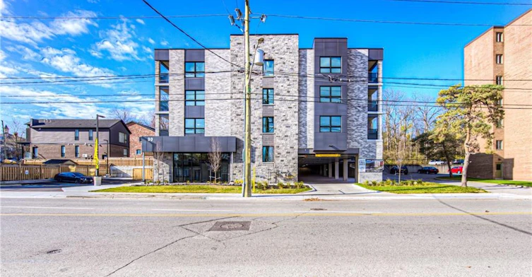 212-30 George Street S, Cambridge, ON, N1S 2M8 - 2