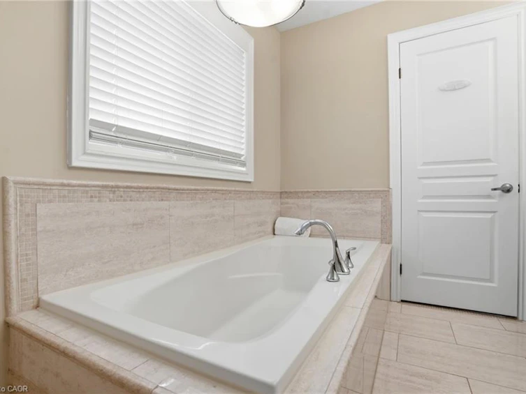 223 Annabelle Street, Hamilton, ON, L9C 3T8 - 21