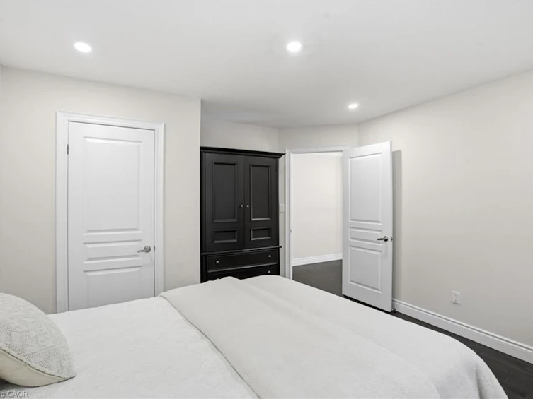 223 Annabelle Street, Hamilton, ON, L9C 3T8 - 23