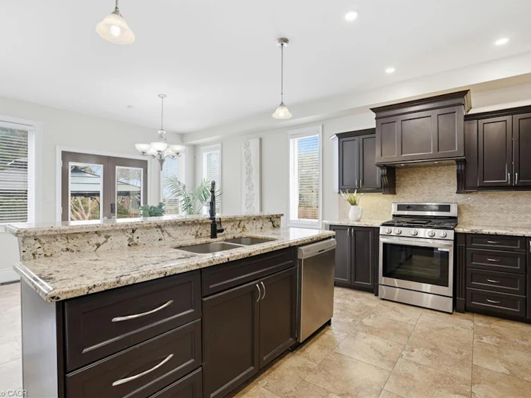 223 Annabelle Street, Hamilton, ON, L9C 3T8 - 12