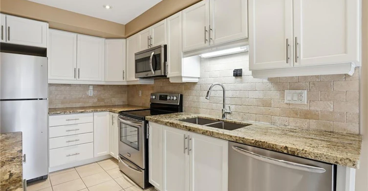 91 Chamomile Drive, Hamilton, ON, L8W 0C1 - 12