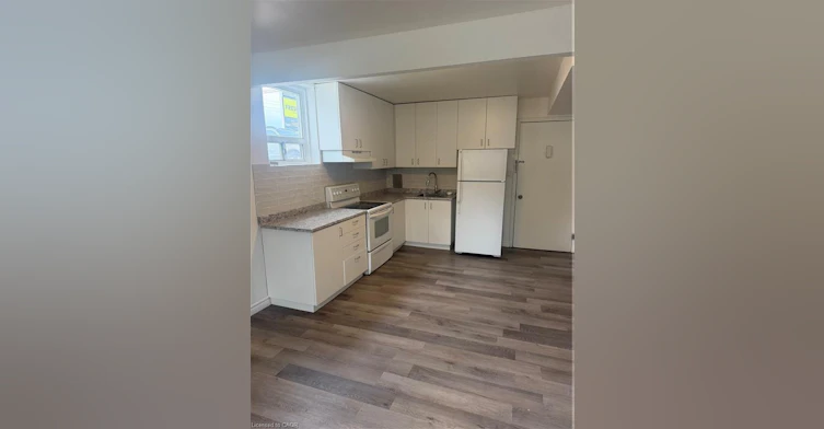 LOWER-1576 Barton Street E, Hamilton, ON, L8H 2X8 - 2