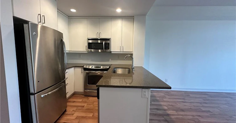 502-551 Maple Avenue, Burlington, ON, L7S 1M7 - 7