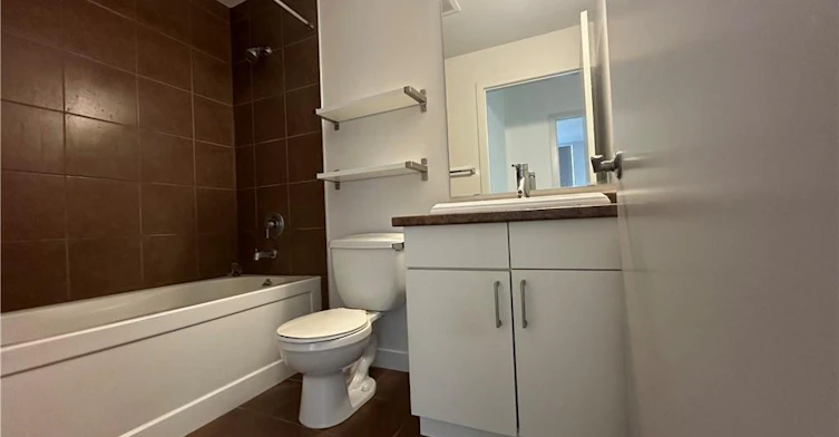 502-551 Maple Avenue, Burlington, ON, L7S 1M7 - 14