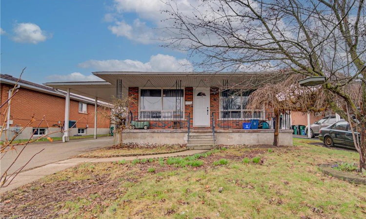 93 Linnwood Avenue