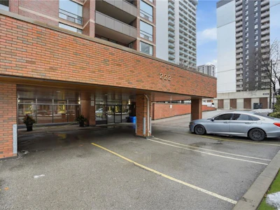 606-222 Jackson Street W - 2
