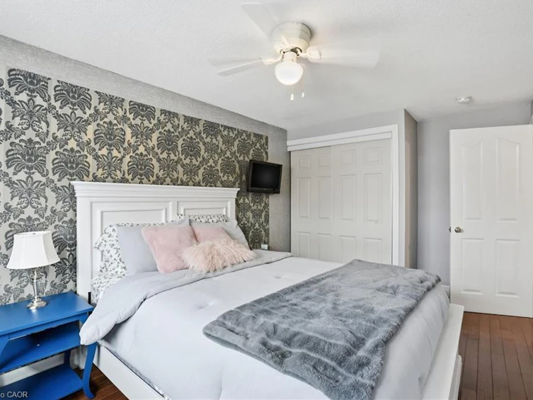 697 Lomond Crescent, Burlington, ON, L7L 2N8 - 26
