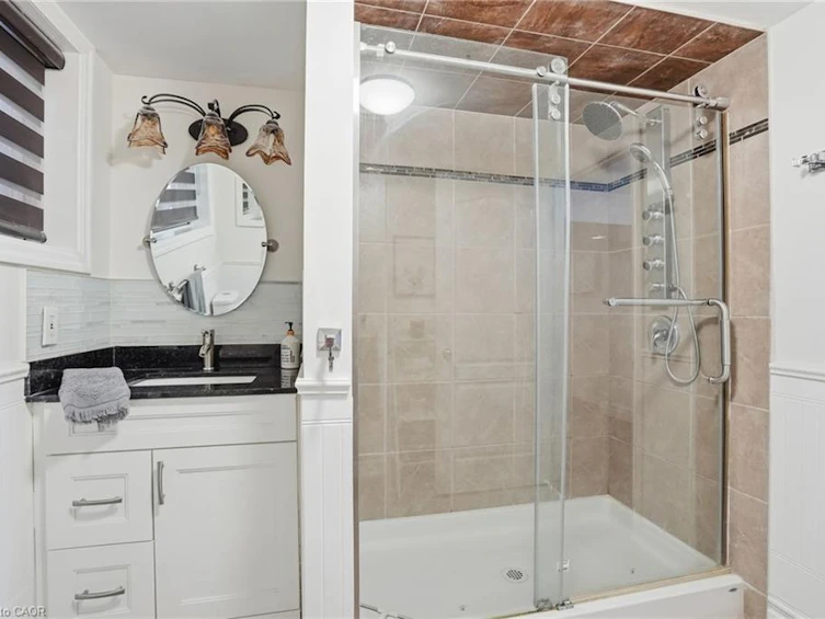 697 Lomond Crescent, Burlington, ON, L7L 2N8 - 32