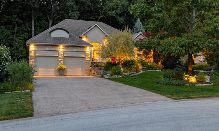 15 Mansfield Drive