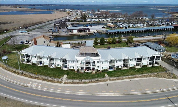 207-12 Erie Boulevard