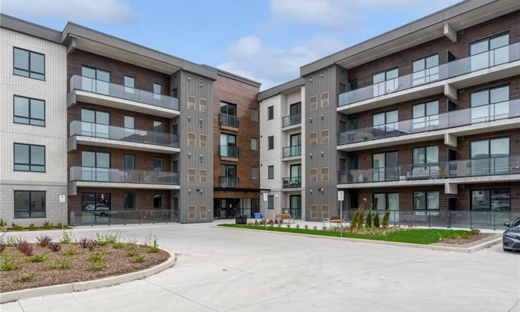 214-7549 Kalar Road