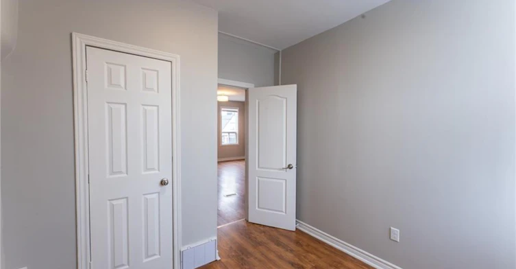 2-141 Wellington Street N, Hamilton, ON, L8R 1N4 - 5