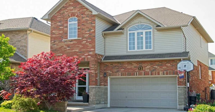 Lower-52 Kittyhawk Drive, Hamilton, ON, L9B 2T2