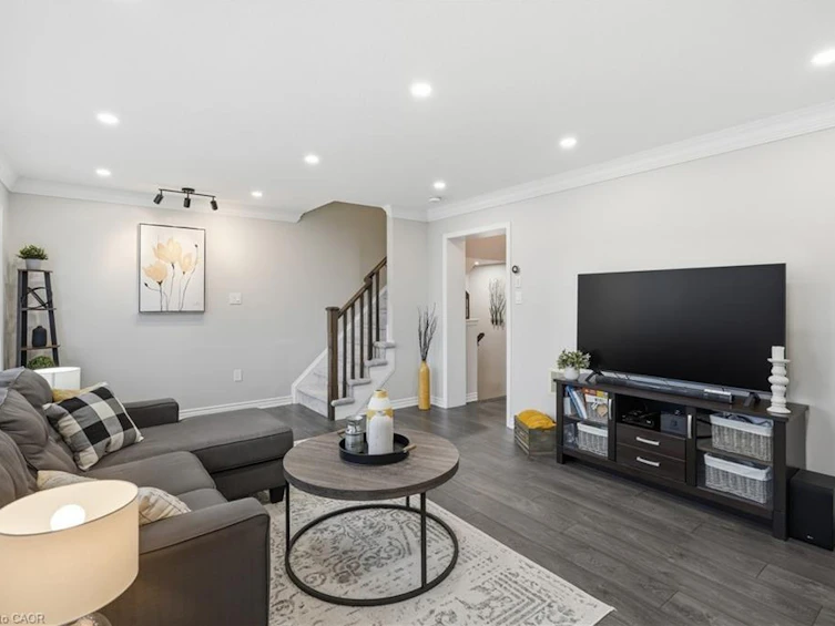 15-230 Avonsyde Boulevard, Hamilton, ON, L8B 1T9 - 16