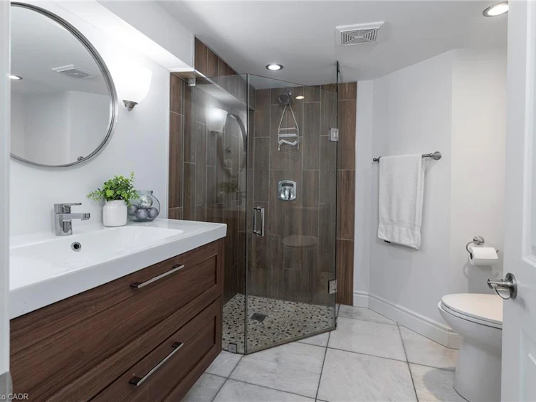 40 London Street N, Hamilton, ON, L8H 4B3 - 20