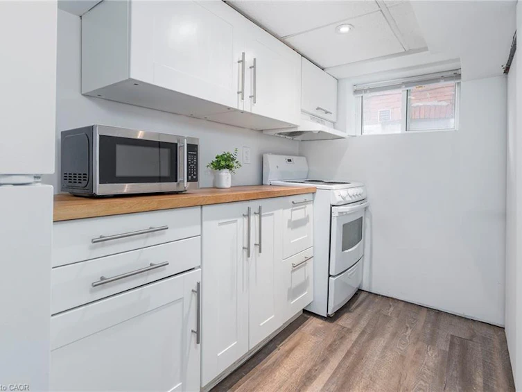 40 London Street N, Hamilton, ON, L8H 4B3 - 19