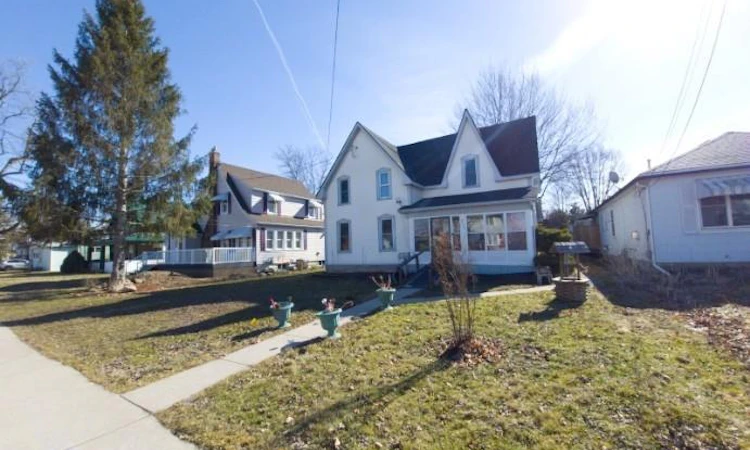 713 Cedar Street