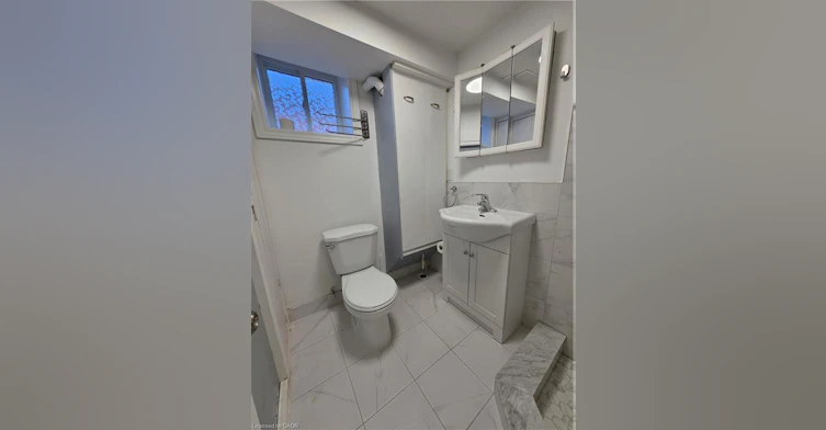 Lower-62 Richwill Road, Hamilton, ON, L9C 1S3 - 12