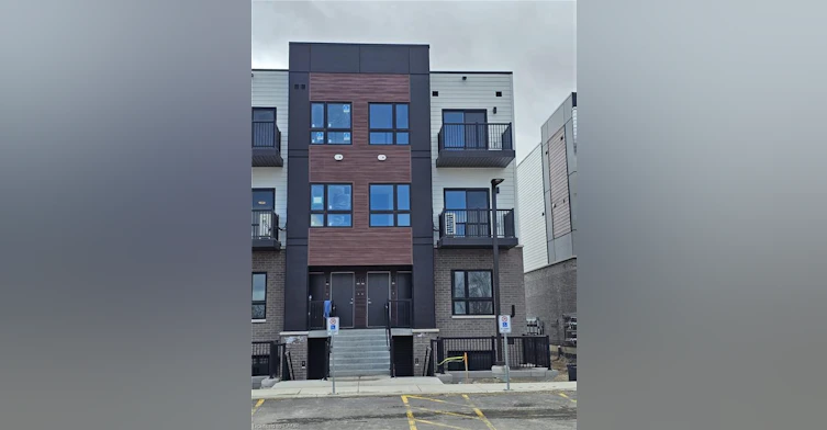 J14-40 Palace Street, Kitchener, ON, N2E 0L2